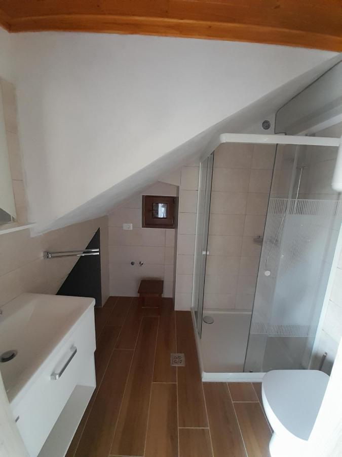 Appartement Pri Piskovih