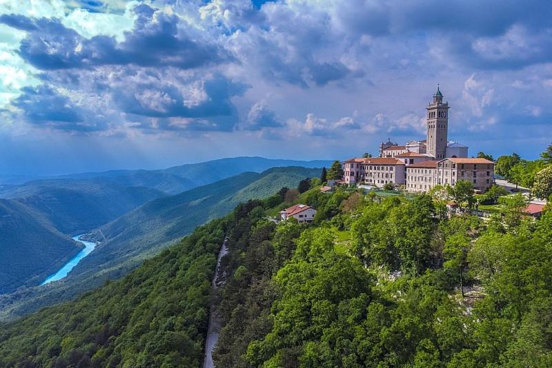 Pri Piskovih Appartement Grgar